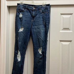 7 Pairs of Womens Hollister Jeans
